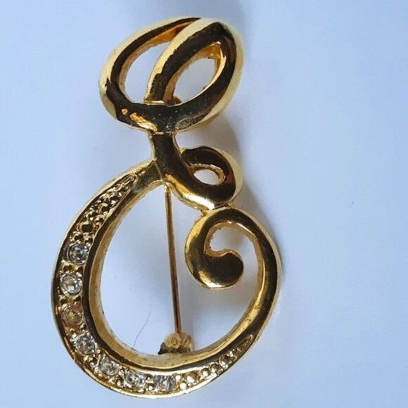 Vintage "E"  initial Gold Tone Brooch - Picture 7 of 7